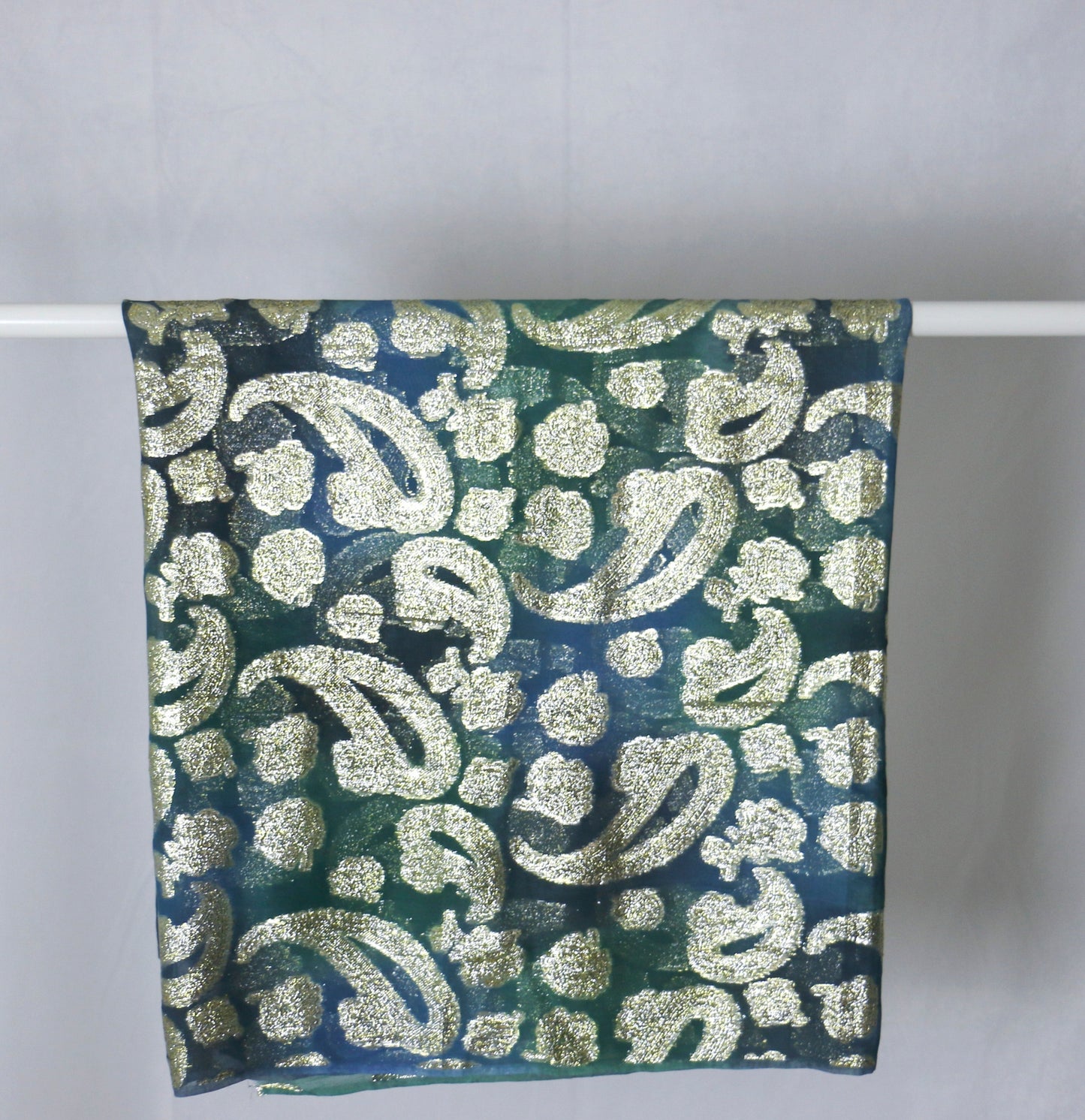 Cool Paisley Shalmad