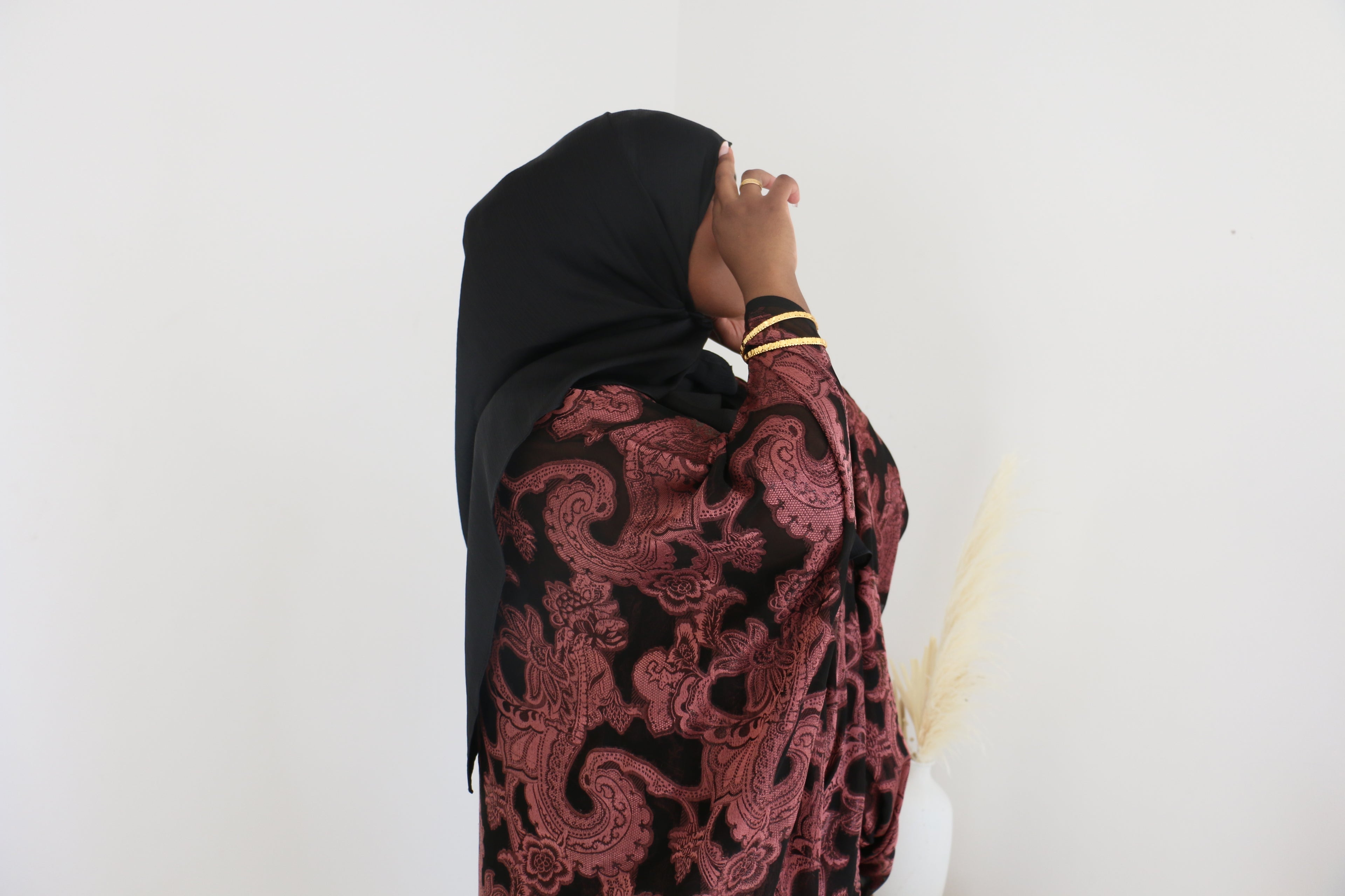 Dark Paisley Dirac 