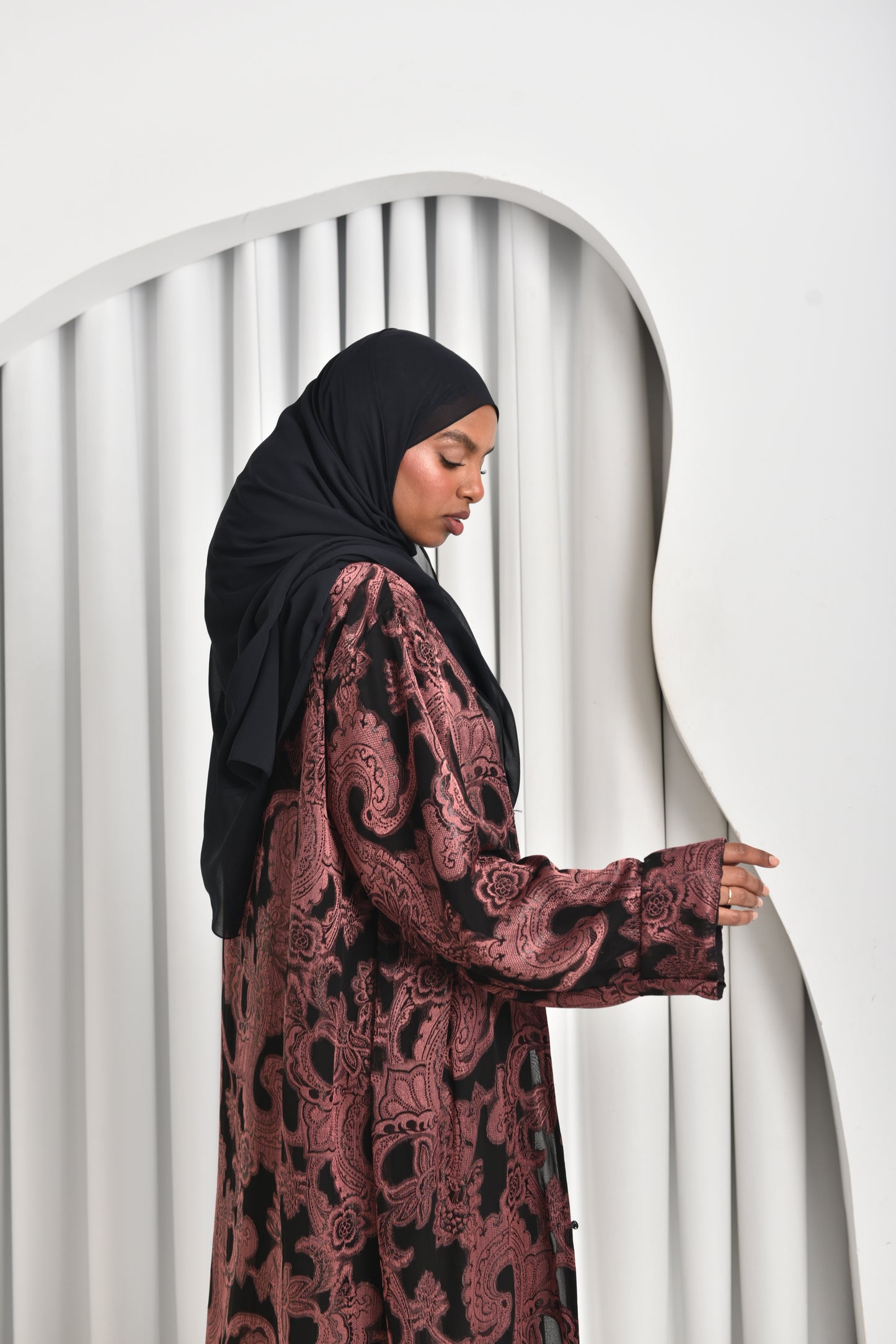 Dark Paisley Dirac Abaya Set