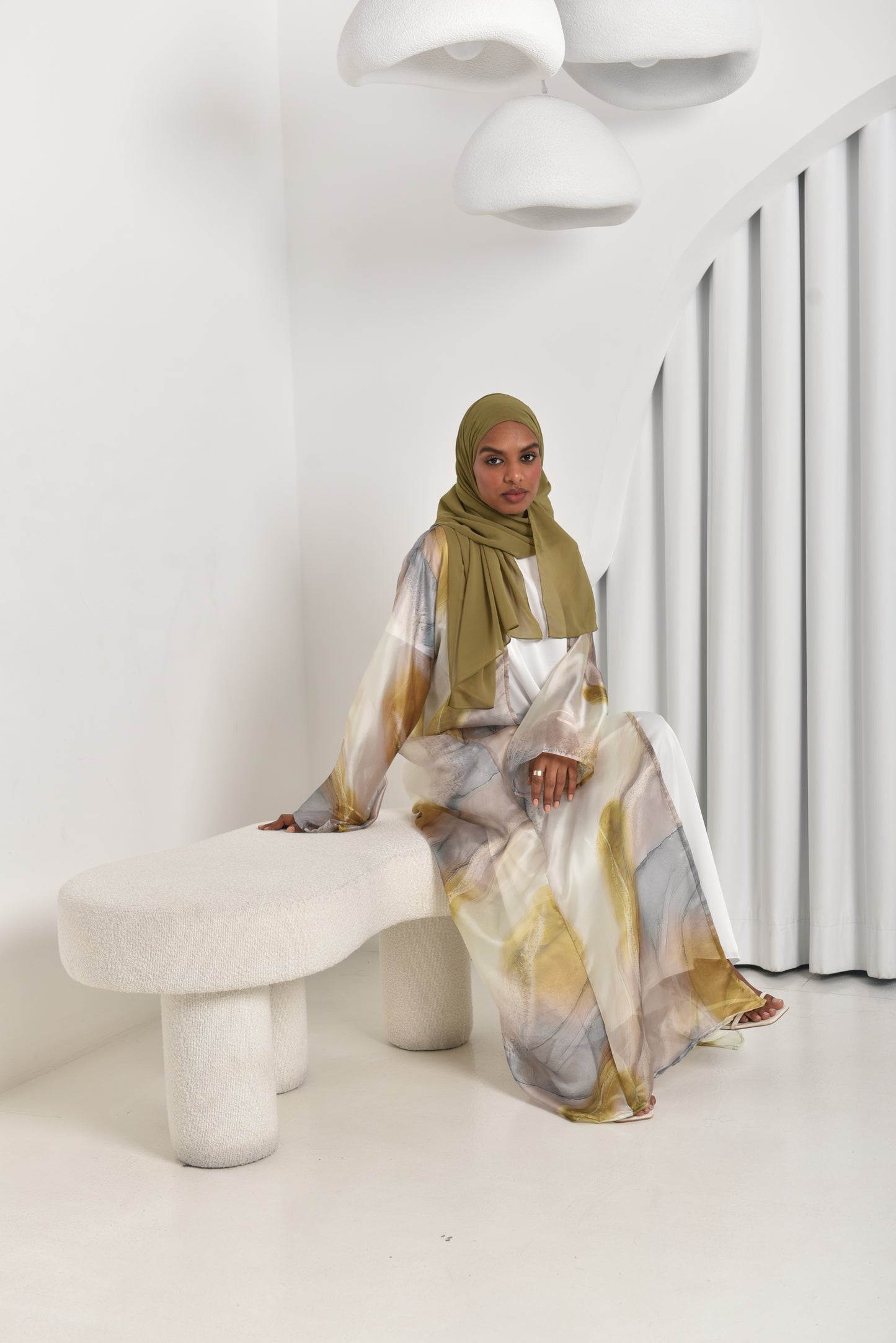 Meadow Dirac Abaya Set